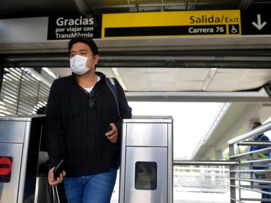 Colombia expulsa a cuatro turistas por violar aislamiento por Covid-19