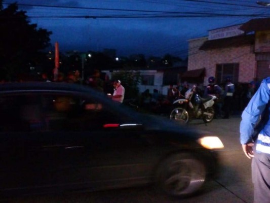 Tres personas muertas deja balacera en la colonia La Esperanza de la capital