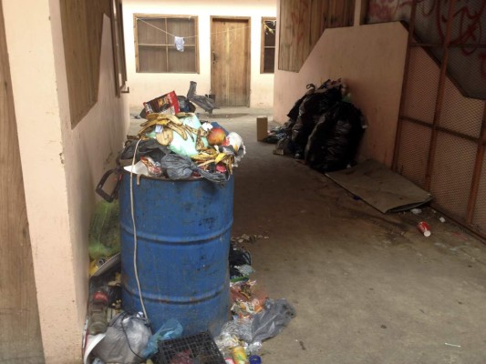 Humillante alojamiento de becarios de la UNA