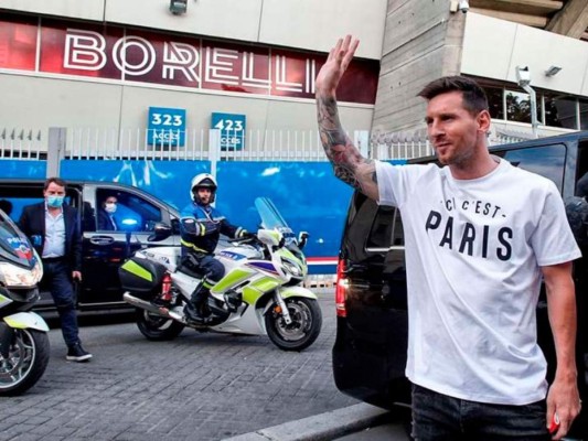 Las imágenes que dejó la presentación de Lionel Messi como nuevo jugador del PSG