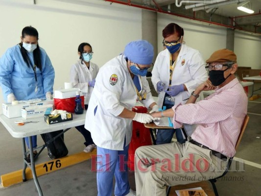 Salud frena estudio vacunal de la UNAH y seis horas después lo autoriza