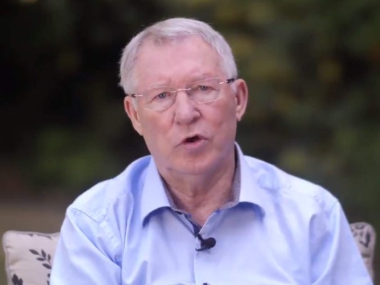 VÍDEO: Alex Ferguson aparece luego de operación cerebral