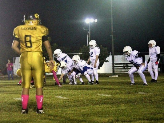 Selección femenina de fútbol americano realizó amistoso en México