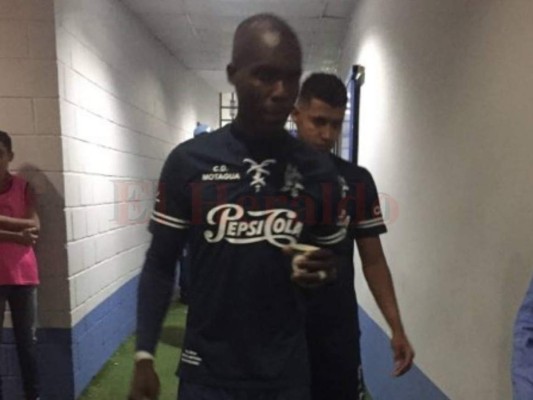 Final: Motagua calentó con la camiseta conmemorativa de los 90 años en el Nacional