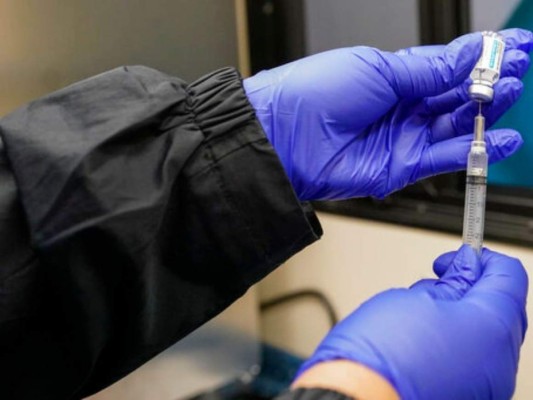 Nueva York podrá vacunar contra la covid-19 a los mayores de 16 años