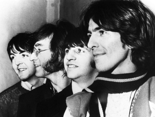 Las 12 teorías de conspiración más increíbles en la actualidad