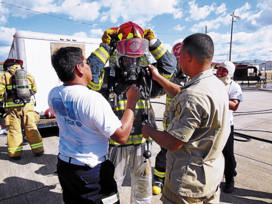Entrenamiento Honduras-Guatemala en Comayagua