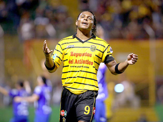 Carlos Pavón se preparará como técnico en EE UU