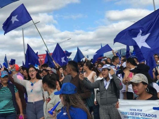 Nacionalistas realizan movilización en la capital de Honduras