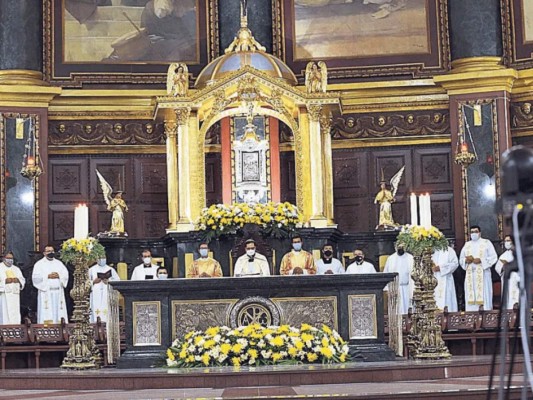 Iglesia salvadoreña rechaza depuración de jueces y reelección presidencial&nbsp;&nbsp;