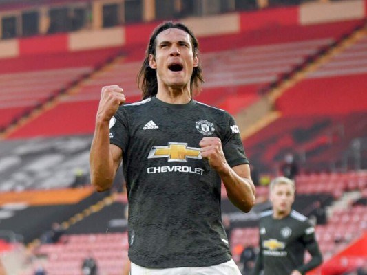 Tildan de racista a Edinson Cavani tras decirle 'gracias, negrito' a un amigo&nbsp;&nbsp;