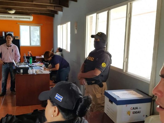 Aseguran varios terrenos a diputados Elvin Santos y Celín Discua en la capital