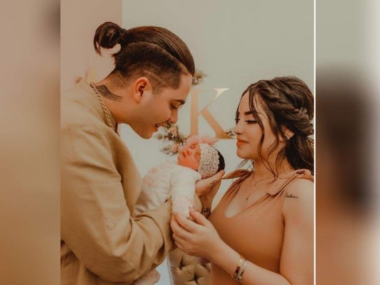 La creativa revelación del sexo del bebé de Kimberly Loaiza y Juan de Dios Pantoja