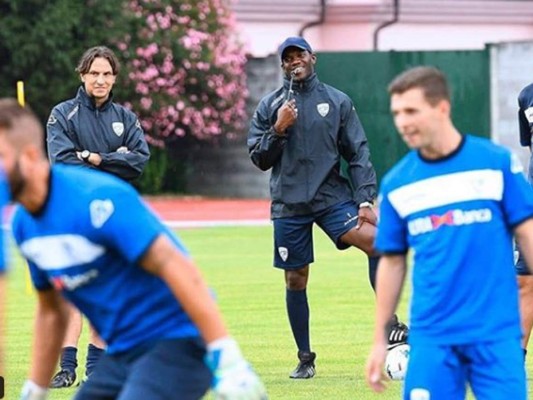 Brescia de David Suazo empató 1-1 con el Pescara