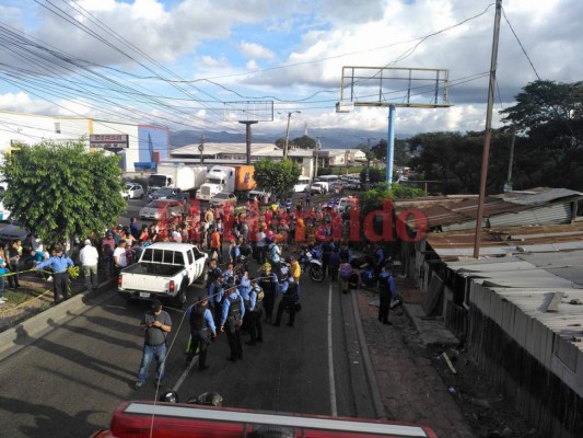 Impactantes imágenes del aparatoso accidente provocado por rastra en El Carrizal