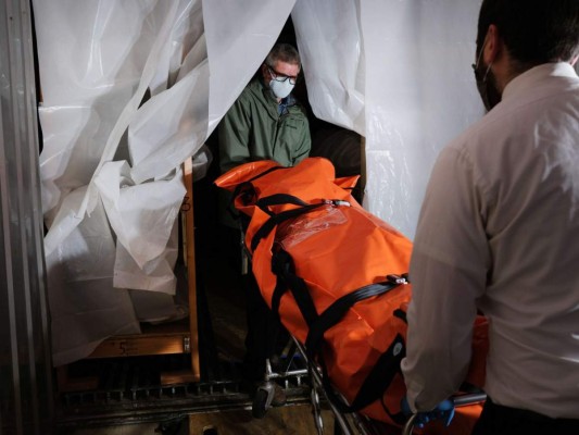 Fallecen dos guardias de cárcel del ICE por el coronavirus