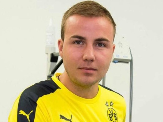 Mario Gotze vuelve a los entrenamientos tras cinco meses de baja