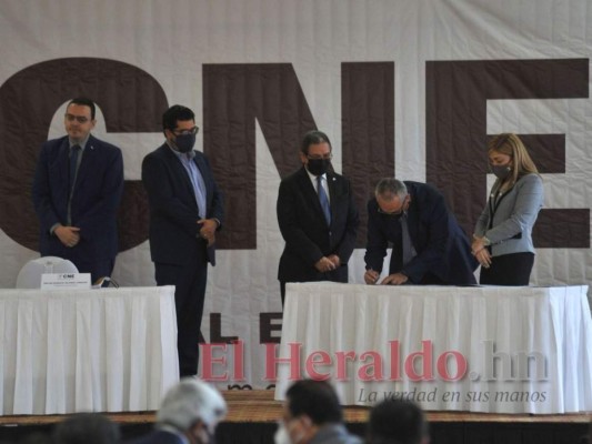 Elecciones limpias, sin miedo y en paz garantiza el CNE a la sociedad civil