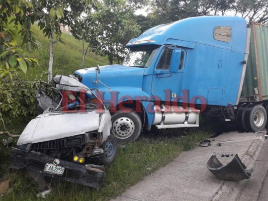 FOTOS: El drama tras accidente de rastra que dejó un muerto en El Carrizal