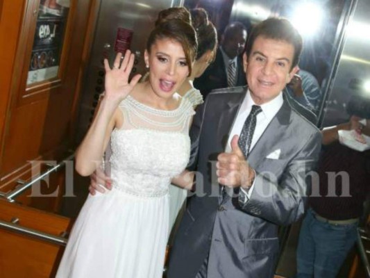 'Me siento feliz de haberla conocido y casarme': Nasralla