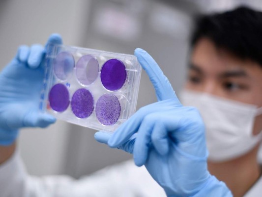 OMS reconoce riesgo de transmisión de covid-19 por el aire