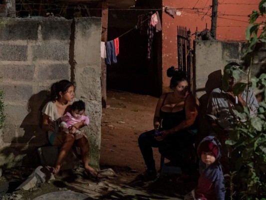 Estados Unidos envía a México a solicitantes de asilo desde Arizona&nbsp;&nbsp;