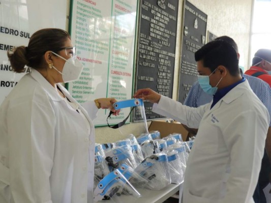 Fruit of the Loom dona 1,000 máscaras faciales al Hospital Mario Catarino Rivas&nbsp;