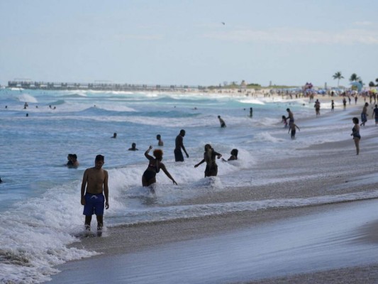 Florida: cientos de arrestos durante vacaciones de primavera&nbsp; &nbsp;&nbsp;