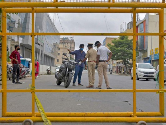 Coronavirus sin tregua endurece restricciones en todo el mundo (FOTOS)