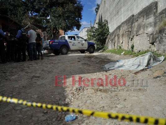 Con signos de tortura hallan cadáver de un hombre en colonia Las Torres