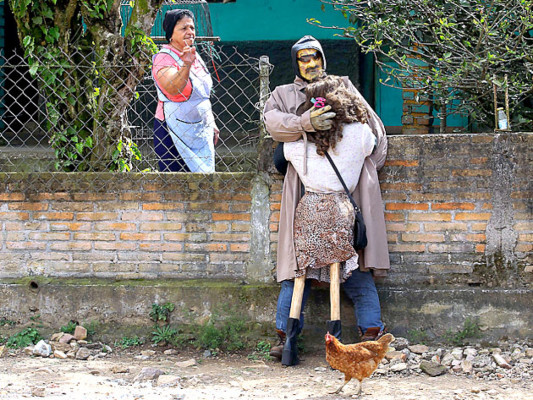 Lloviznas en Honduras por débil frente frío