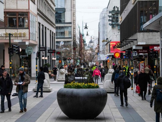 La tranquila vida en Suecia, pese a polémica por su respuesta al Covid-19 (FOTOS)
