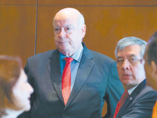 Insulza rechaza que OEA suspenda a Paraguay por destitución de Lugo