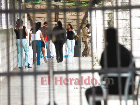 Amplían medidas de seguridad a Erika Bandy, esposa de Magdaleno Meza