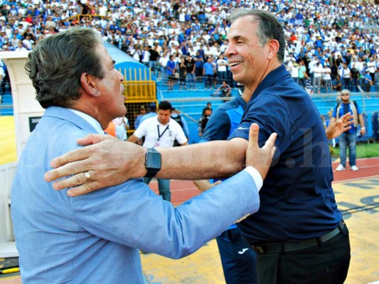 Jorge Luis Pinto: Con este empate estoy golpeado, dolido... ¡voy triste, adolorido, golpeado!