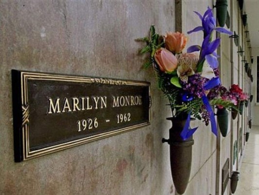 Estas son las 15 tumbas de celebridades más visitadas del mundo