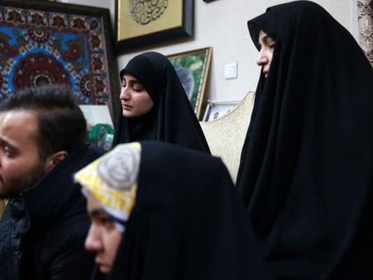 Irán, furioso, promete vengar muerte del general Soleimani