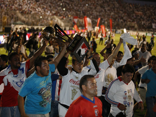 Los festejos del Olimpia por el título 25 en imágenes