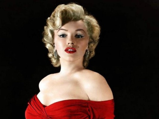 Artistas muertos 'que viven'... dicen que estos famosos fingieron su deceso