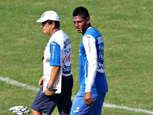 Costly sobre nuevo llamado de Pinto: 'Me quería para rematar juegos y yo no soy un jugador para cinco minutos'