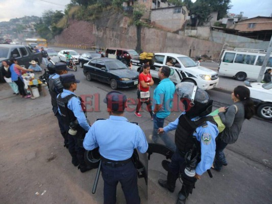 Despejados y con presencia militar los principales ejes carreteros de Honduras&nbsp;&nbsp;