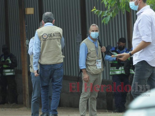 En caravana y fuertemente custodiadas, traslado de maletas electorales ya llega al 90% (FOTOS)