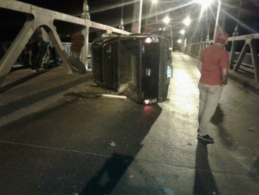 Honduras: Hombre borracho se accidenta en el puente Choluteca