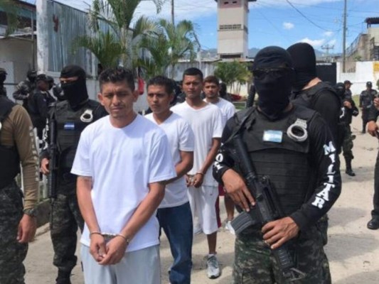 Trasladan a 46 peligrosos reos a módulo de alta seguridad de Támara