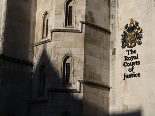 Meghan espera decisión judicial sobre publicación de polémica carta a su padre