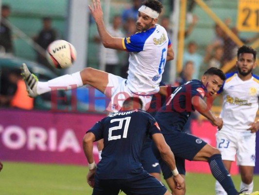 Motagua y Olimpia empatan 1 - 1 en un partidazo en el Nacional