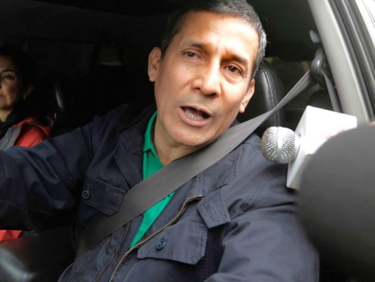 Fujimori envía panes con queso a Humala en prisión que comparten en Perú