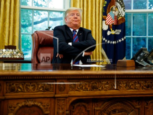 Trump finalmente reconoce servicios de McCain&nbsp;&nbsp;