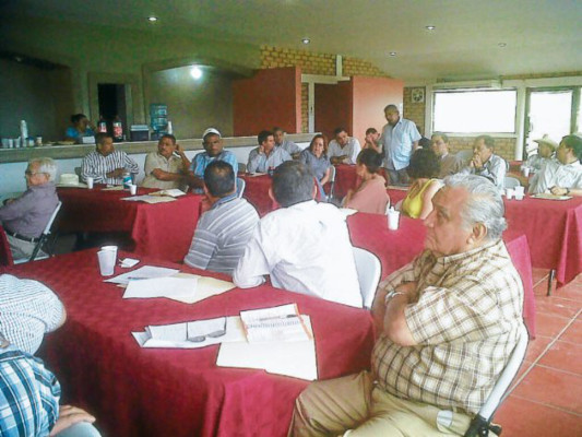 Bases de Fenagh advierten que defenderán sus tierras