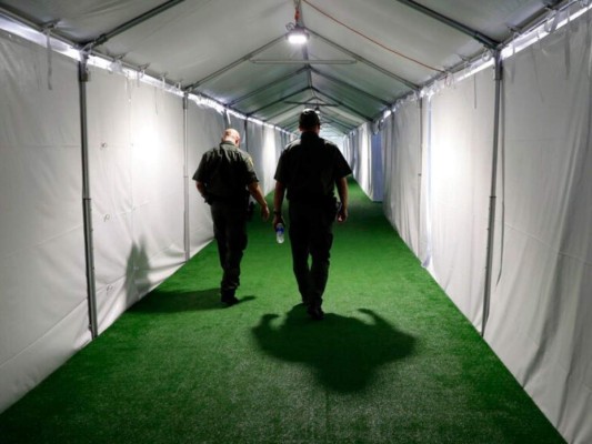 Hondureño que fue secuestrado llenó su solicitud de asilo con el traductor de Google